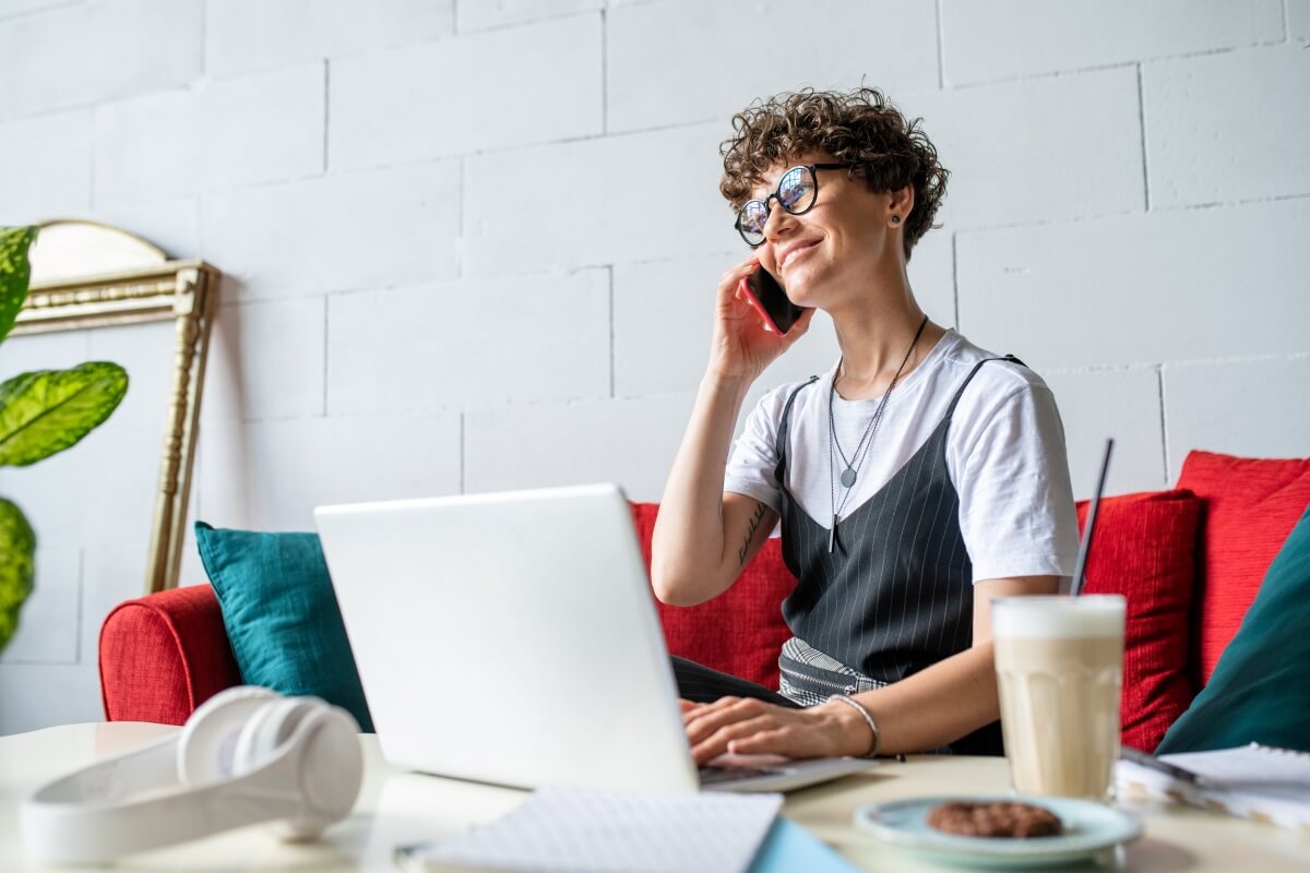 Nonprofit manager using fundraising platform
