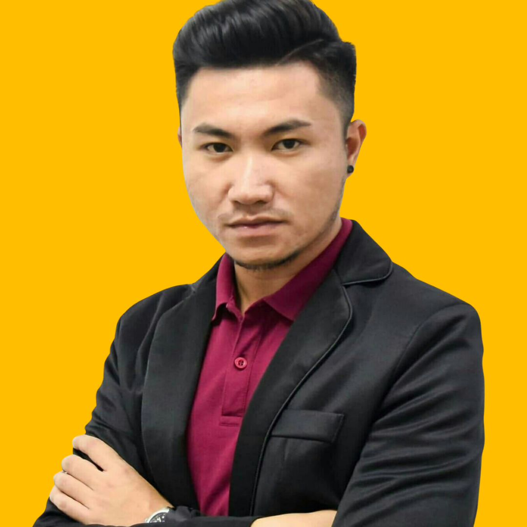 Nash S's headshot against a yellow background