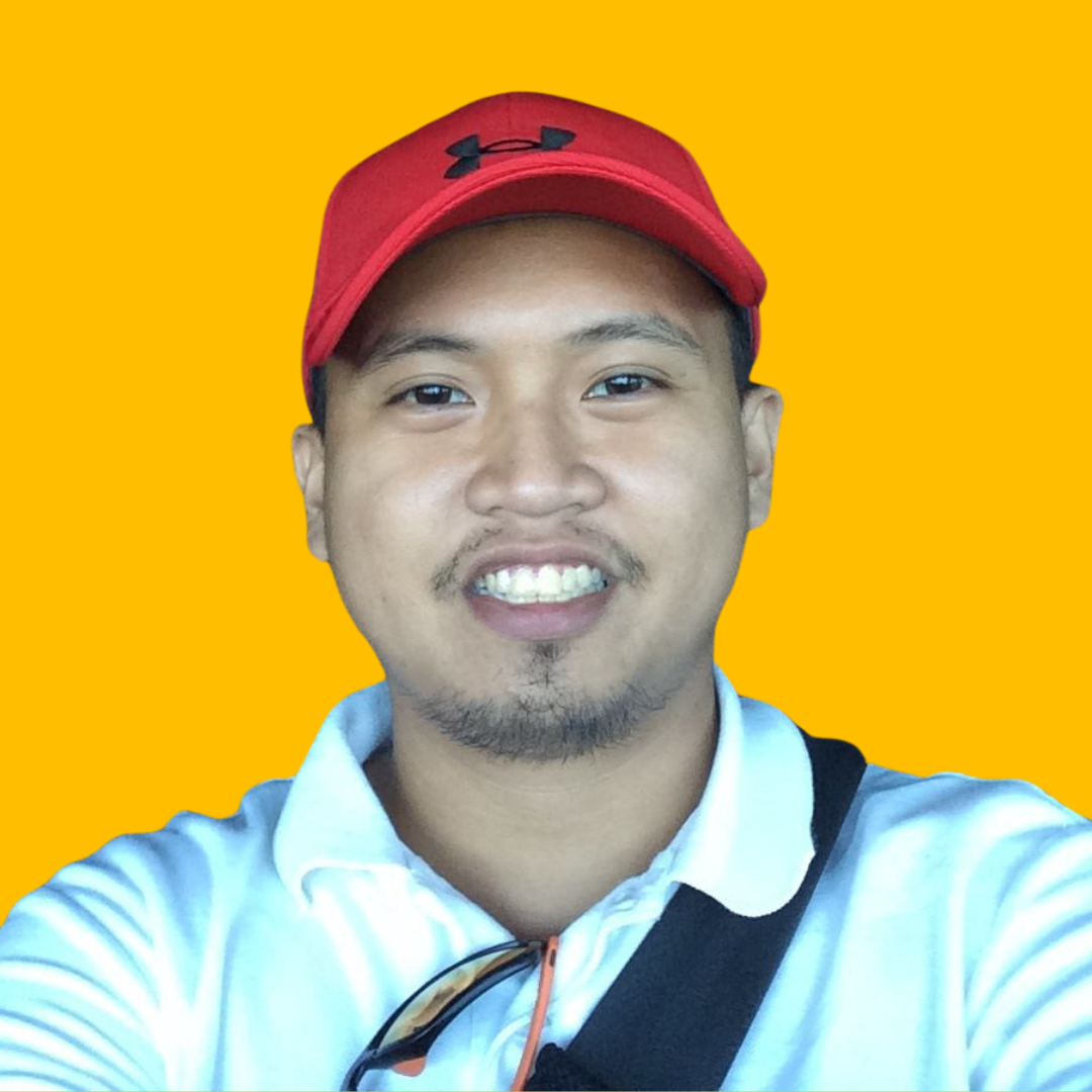 Ron S's headshot against a yellow background